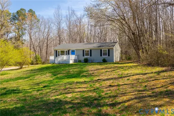 9813 Colemans Lake Road, Ford, VA 23850