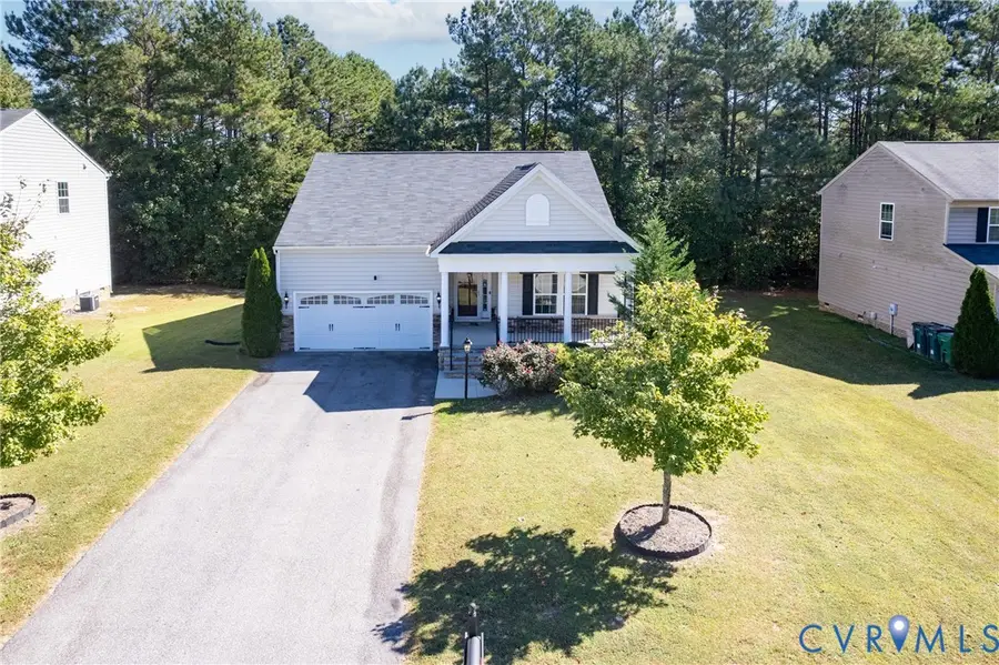 5454 Brandon Bluff Way, Fairfield, VA 23223 - #3