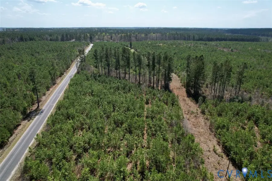 601 Edmonds Lane, Blackstone, VA 22824 - #3