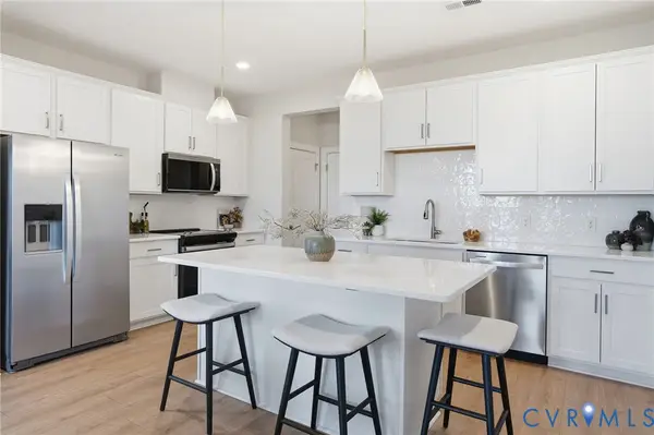 301 Heights Ridge Alley, Midlothian, VA 23113