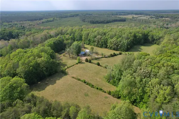 18107 Lucy Ln, Montpelier, VA 23192