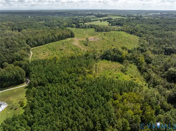 2210 Denver Lane, Maidens, VA 23102