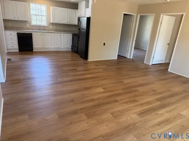 319 Ivy Road, Howardsville, VA 24562 - #2