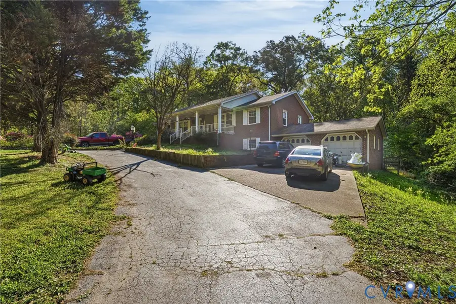 14219 Spruce Avenue, Chester, VA 23836 - #3