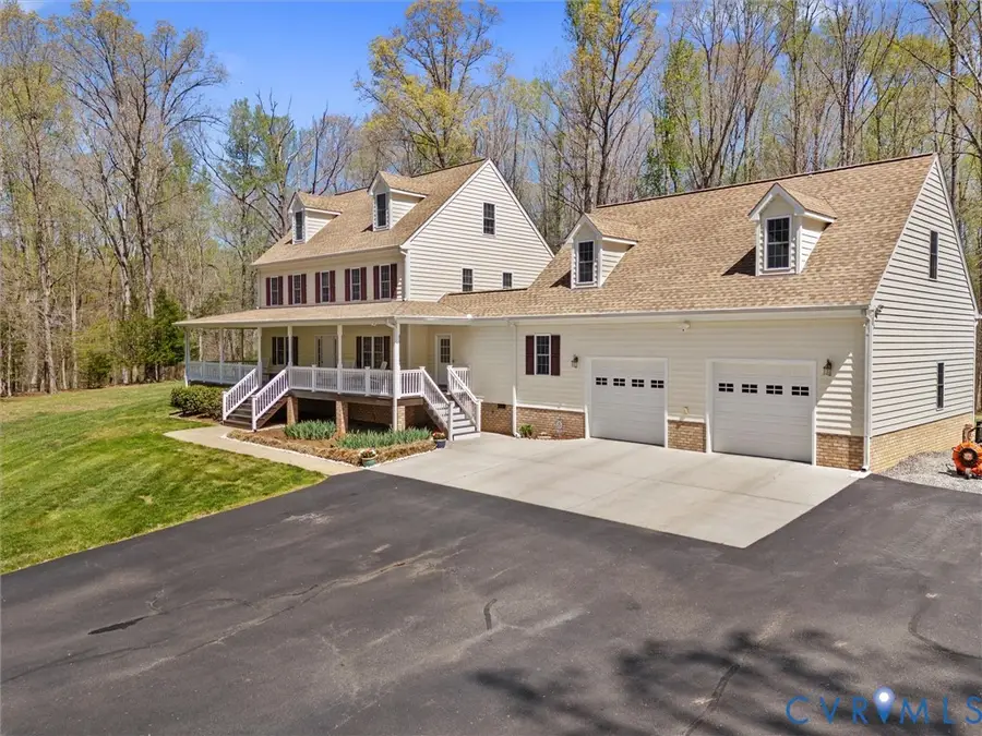 110 Oak Knoll Place, Bumpass, VA 23024 - #2