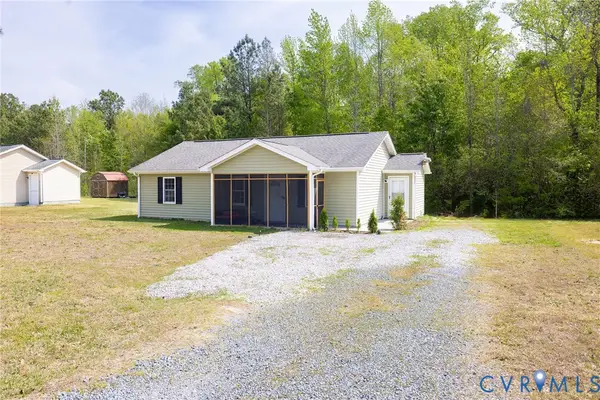 460 Horseshoe Road, Jarratt, VA 23867