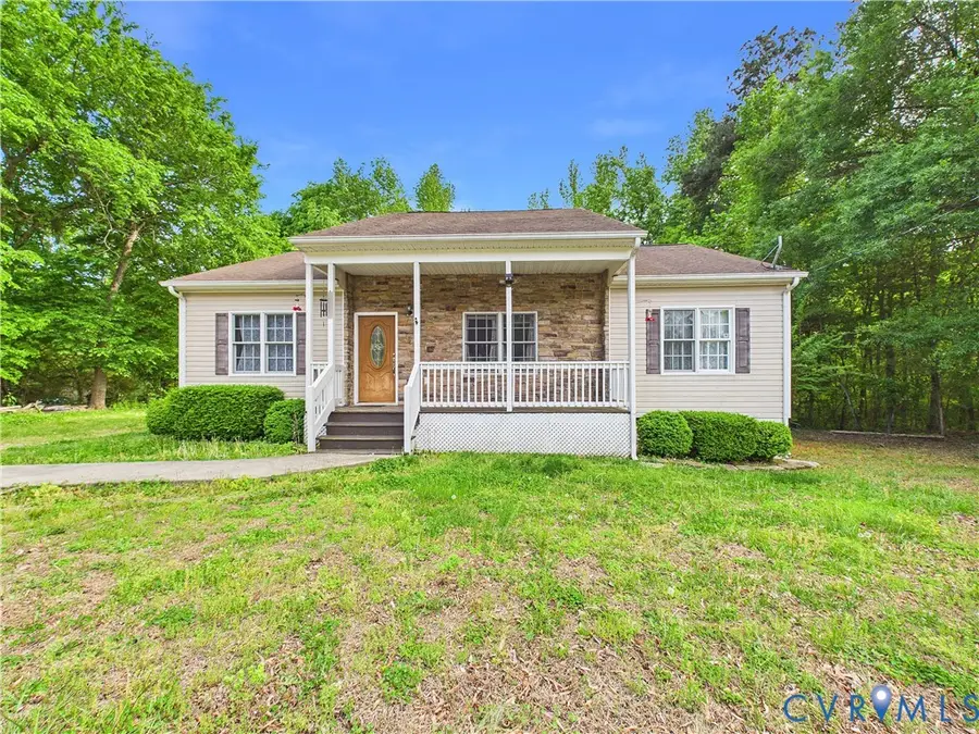 1035 Cole Harbor Road, Blackstone, VA 23824 - #2