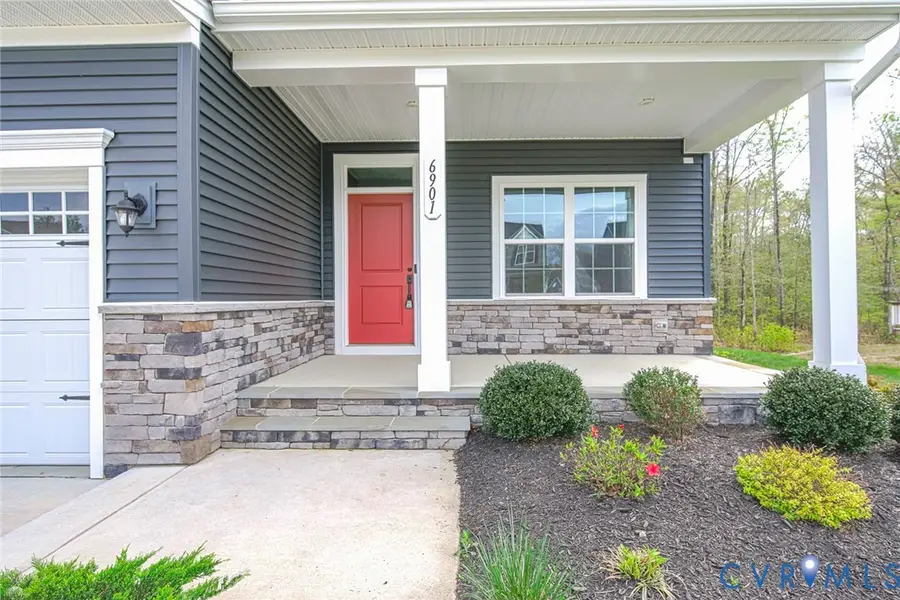6901 Crosswinds Drive, Meadowbrook, VA 23234 - #2