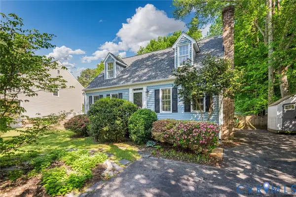 9919 Castle Glen Terrace, North Chesterfield, VA 23236