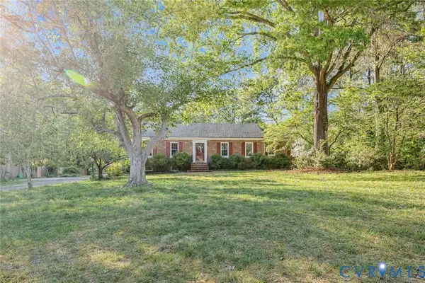 3290 S Crater Road, Petersburg, VA 23805