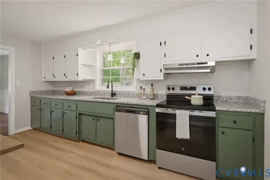 1909 Dinwiddie Avenue, Hopewell, VA 23860 - #3