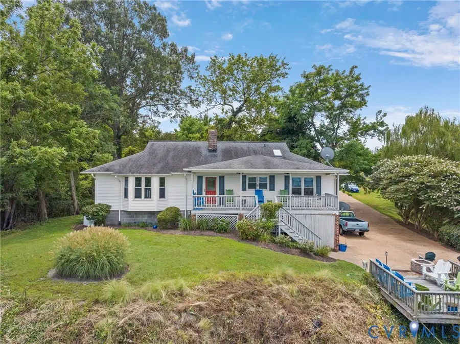 71 Egret Point Drive, Locust Hill, VA 23092 - #2