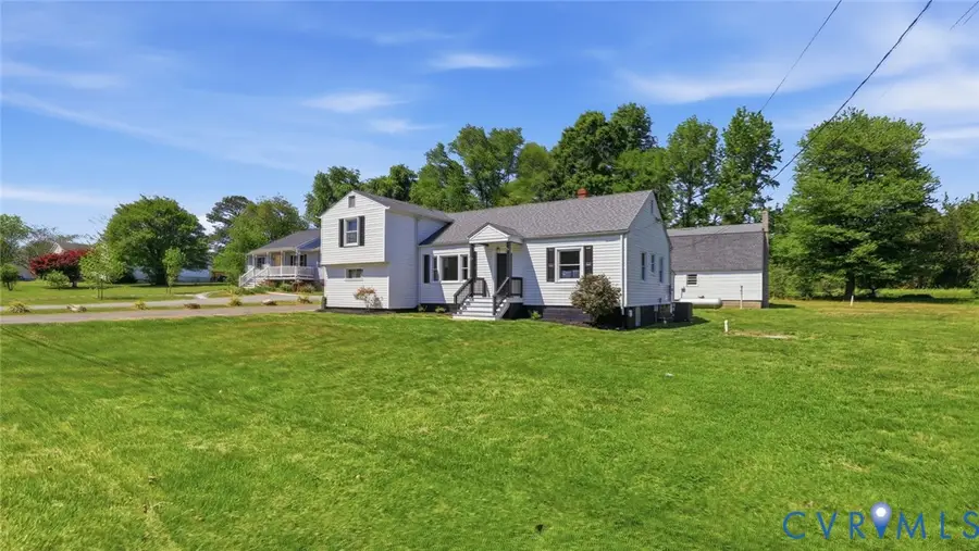 318 N Linden Avenue, Highland Springs, VA 23075 - #2