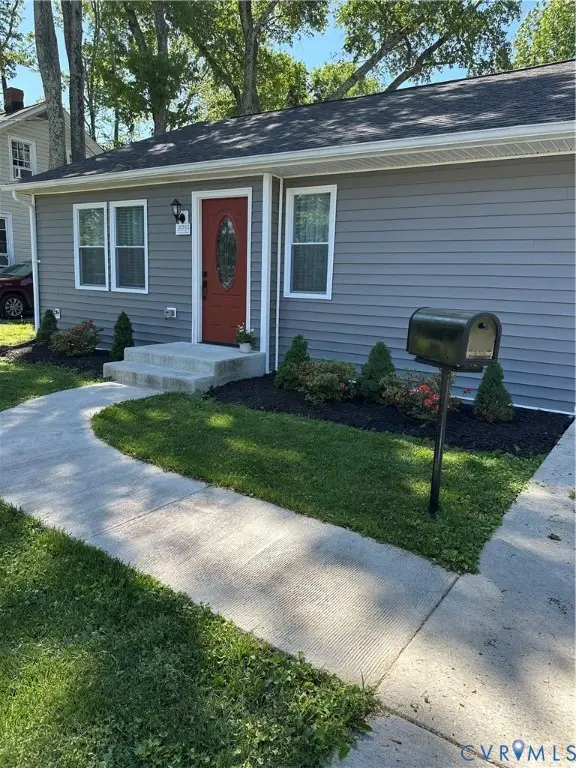 305 Myrtle Street #A, Ashland, VA 23005 - #2
