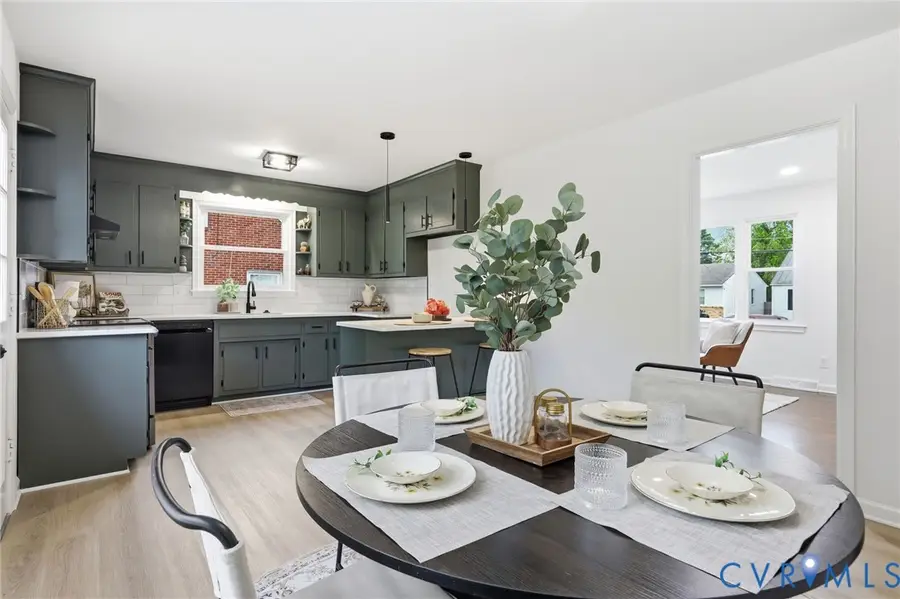 214 Lyons Avenue, Colonial Heights, VA 23834 - #2