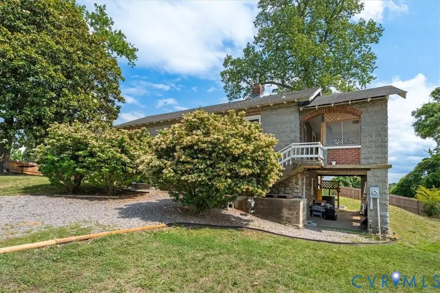 125 Washington Avenue, Colonial Heights, VA 23834 - #2