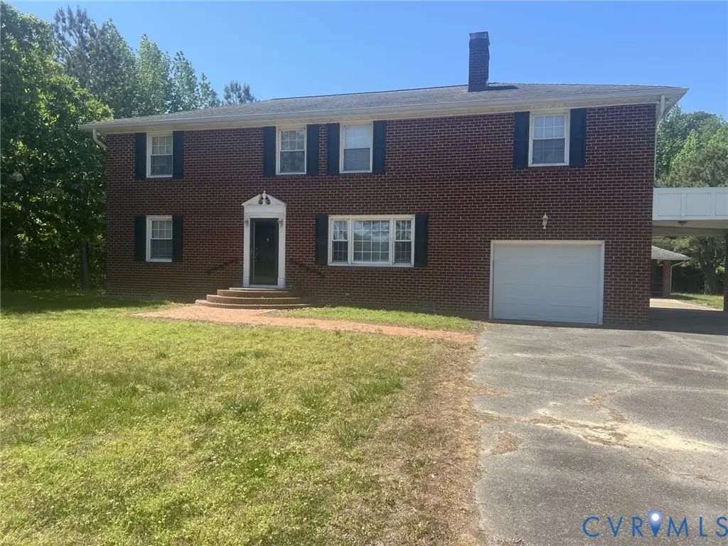 9516 E Colonial Trail, Smithfield, VA 23430 - #1
