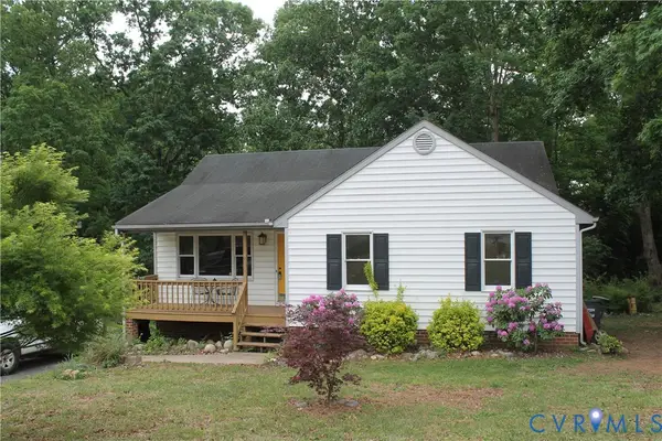 8819 Mccaw Drive, North Chesterfield, VA 23235