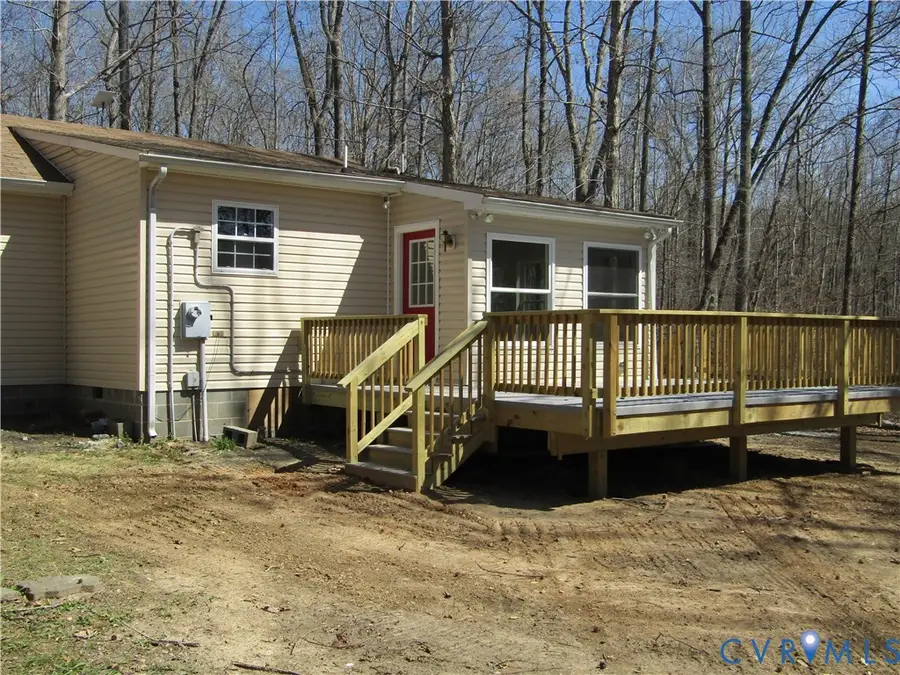 5705 Community House Road, Columbia, VA 23038 - #2