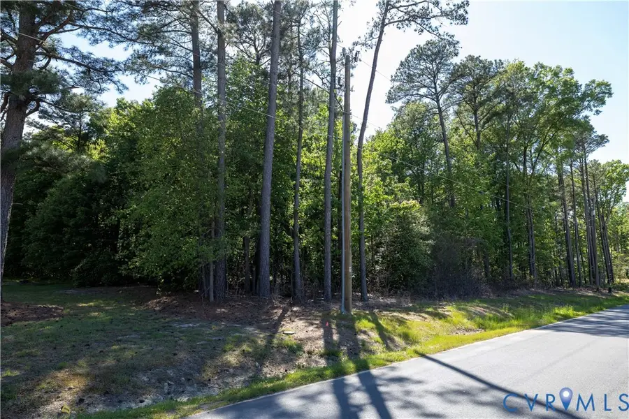 11561 Edinburgh Road, Glen Allen, VA 23060 - #2