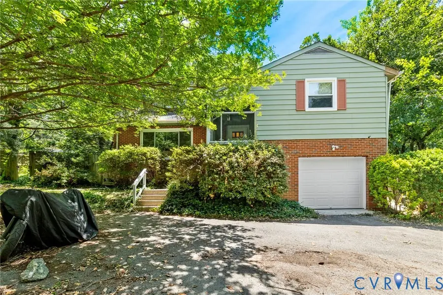 7901 Lake Shore Court, North Chesterfield, VA 23235 - #2