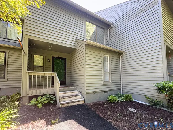 9717 Groundhog Drive, North Chesterfield, VA 23235