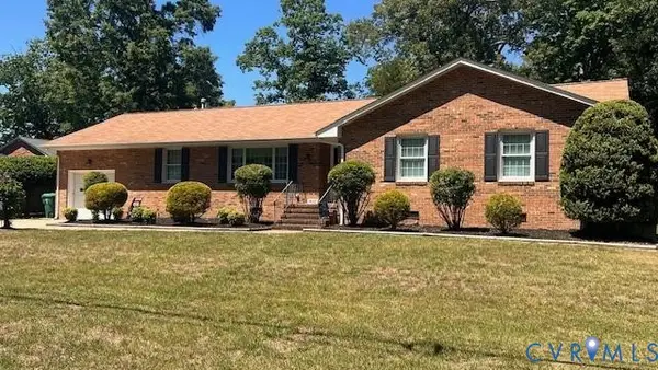 1100 Elmwood Drive, Colonial Heights, VA 23834