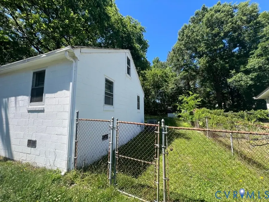 2800 Milhorn Street, Colonial Heights, VA 23834 - #3