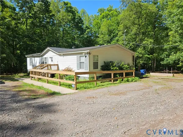 981 Scotts Bottom Road, Dillwyn, VA 23936