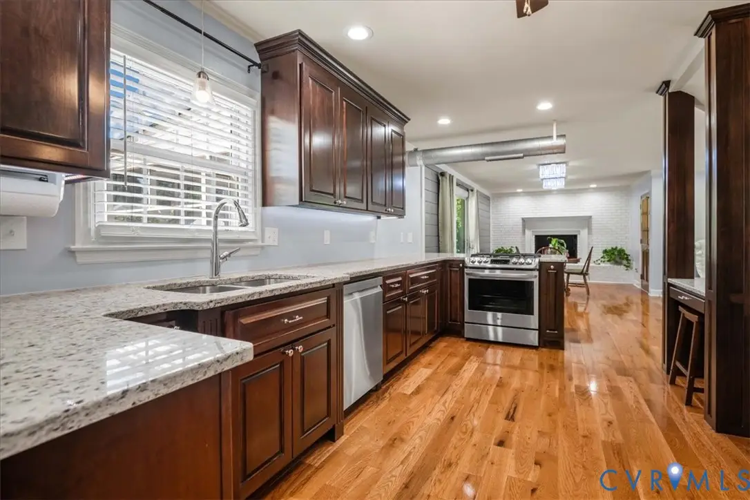1211 Yacht Basin Drive, Colonial Heights, VA 23834 - #1