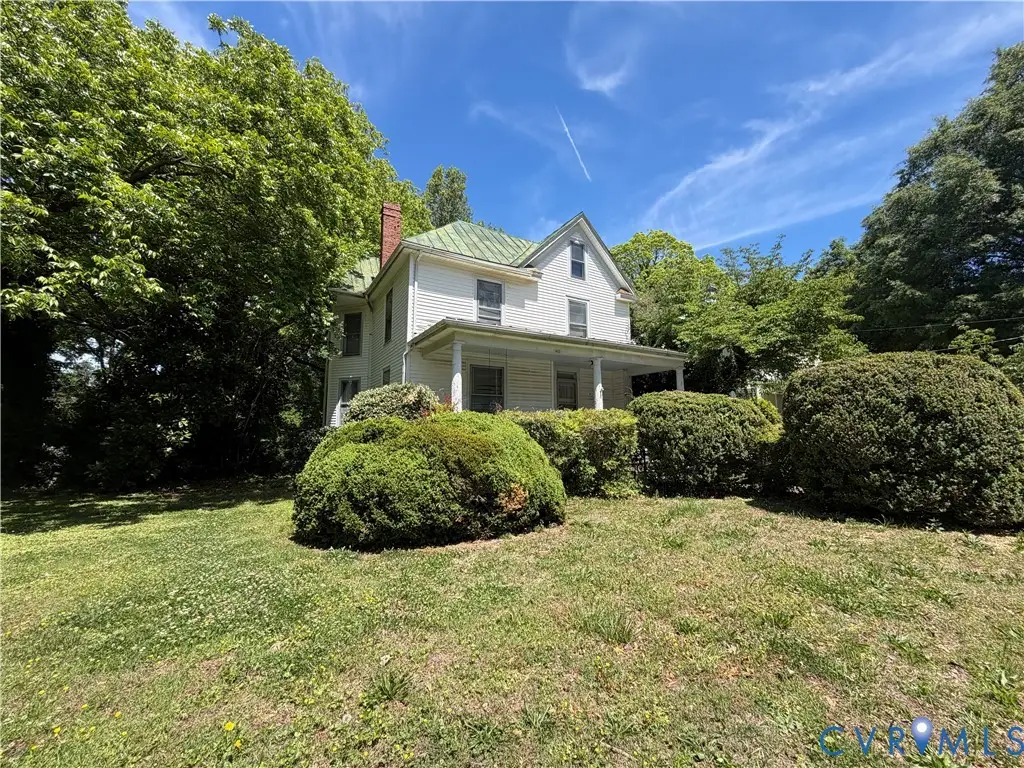 1410 10th Street, Victoria, VA 23974 - #1