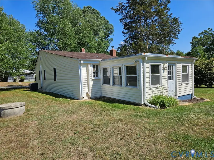 122 Robin Avenue, Richmond, VA 23223 - #3