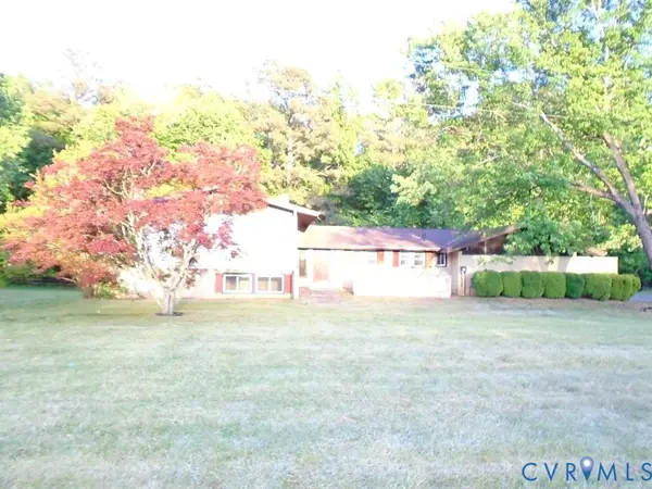 16203 W Patrick Henry Road, Montpelier, VA 23192