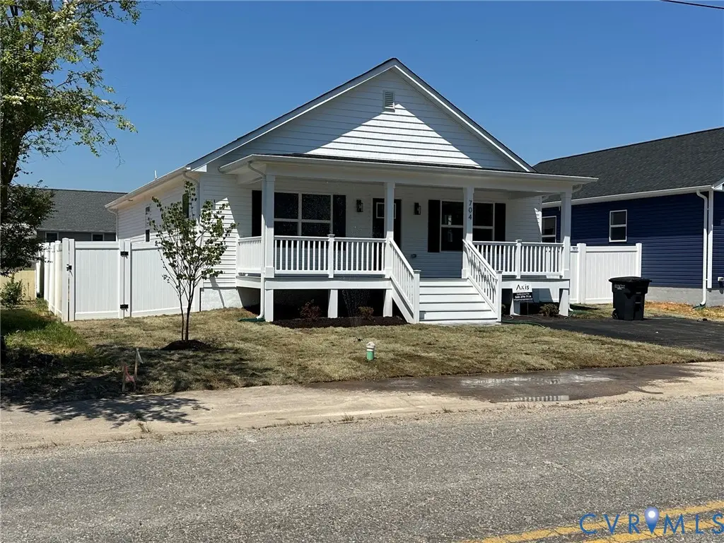 704 Jackson Street, Colonial Beach, VA 22443 - #1