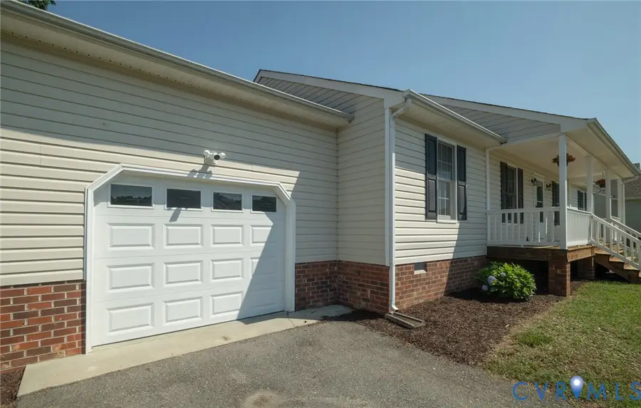 8378 Mary Mundie Lane, Mechanicsville, VA 23111 - #3
