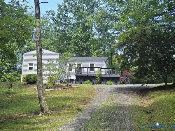 43 Glenn Road, Stanardsville, VA 22973