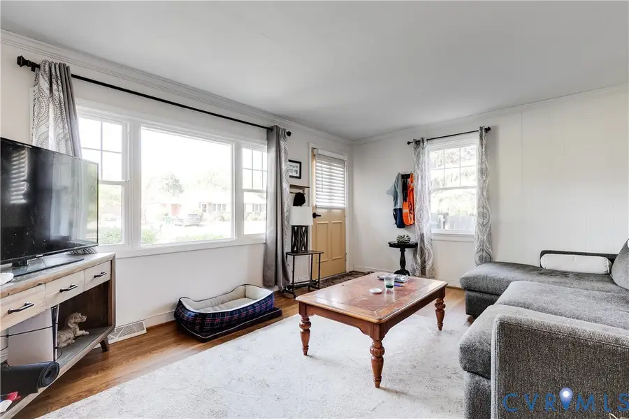 4907 Embassy Drive, Dumbarton, VA 23230 - #3