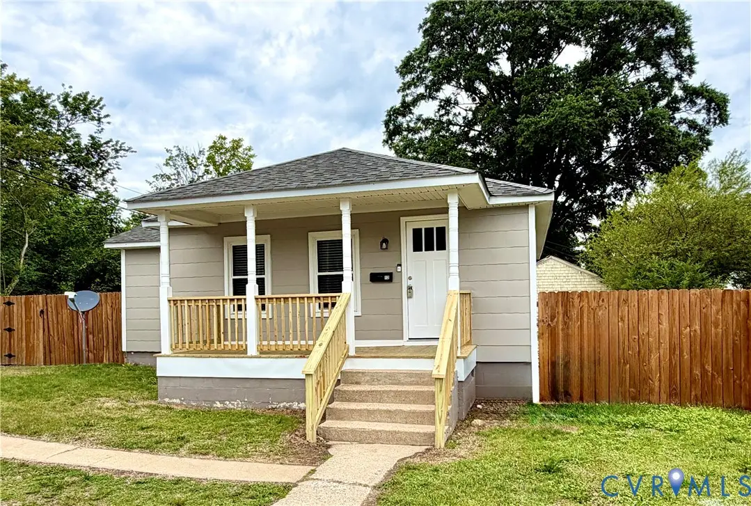 12 W Berry Street, Sandston, VA 23150 - #1