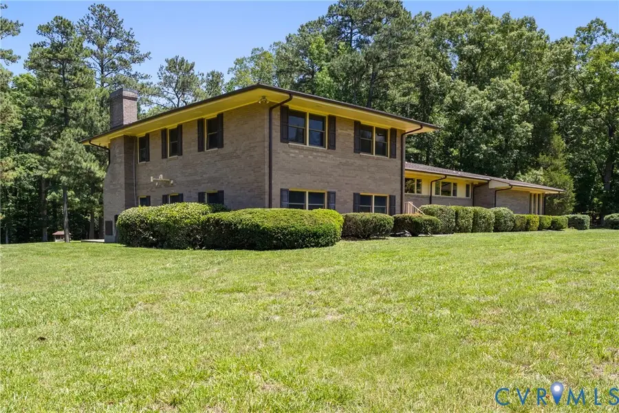 6000 Woodpecker Road, Chesterfield, VA 23838 - #3