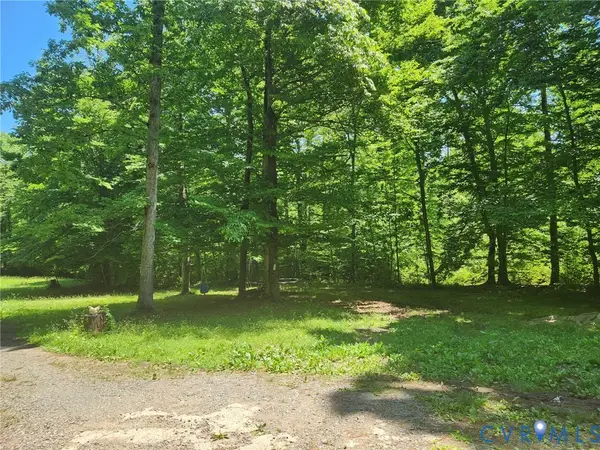1521 Old Apple Grove Road, Mineral, VA 23117