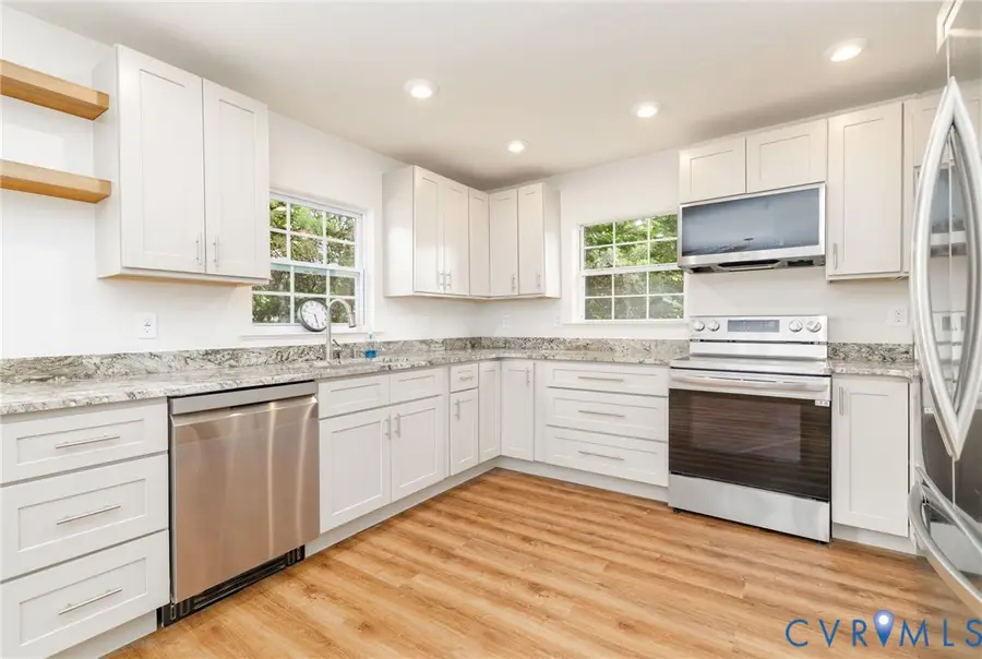 1820 10th Street, Victoria, VA 23974 - #2