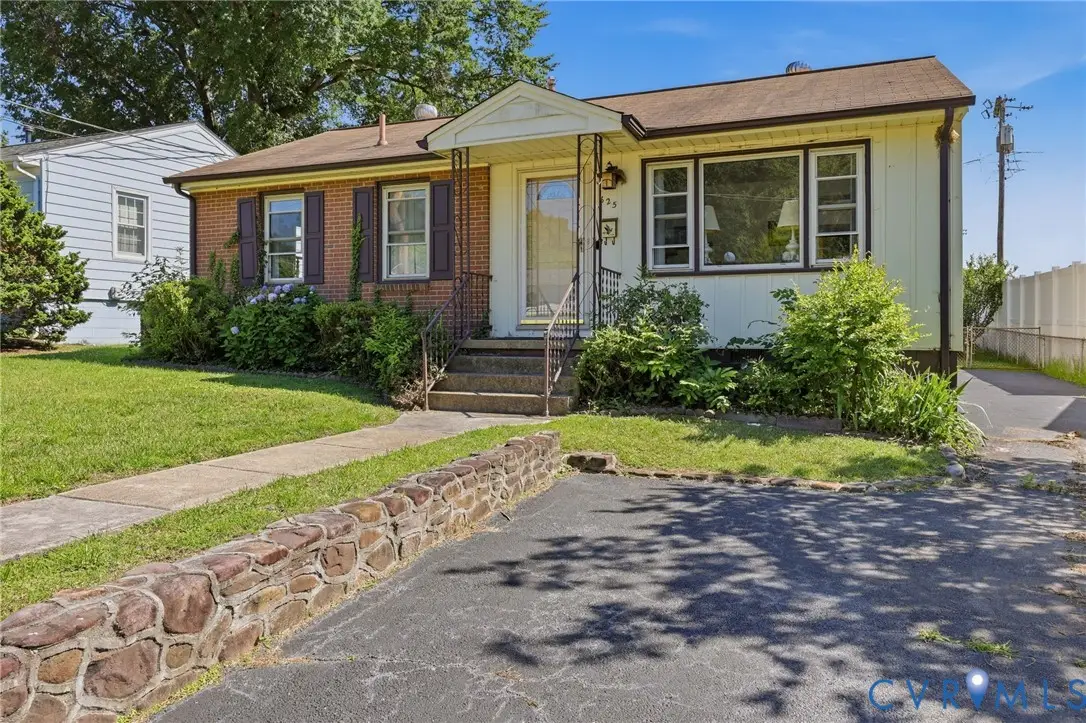 625 Pinehurst Avenue, Colonial Heights, VA 23834 - #1
