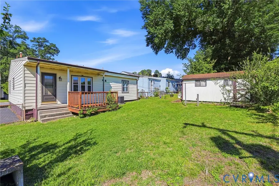 625 Pinehurst Avenue, Colonial Heights, VA 23834 - #2