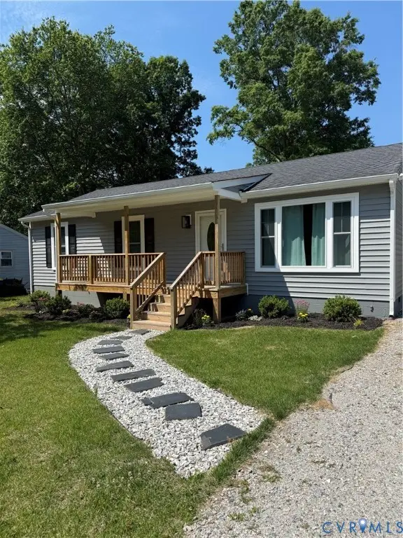 8718 Huntingcreek Circle, North Chesterfield, VA 23237