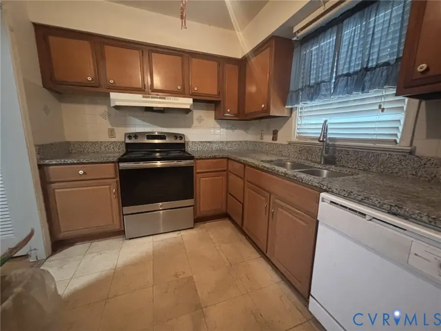 1464 Robindale Road, North Chesterfield, VA 23235 - #3