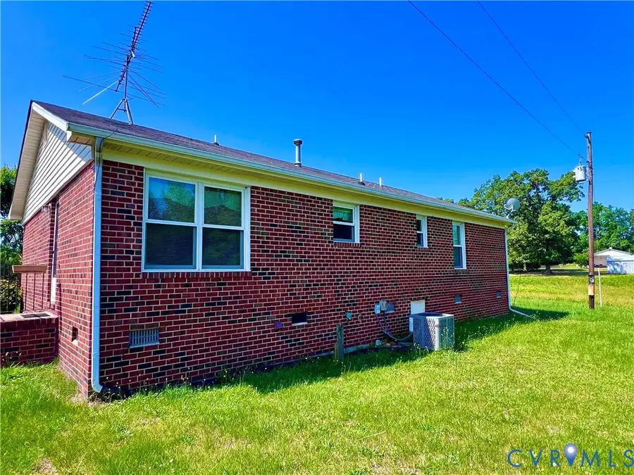 7530 S Genito Road, Jetersville, VA 23083 - #2
