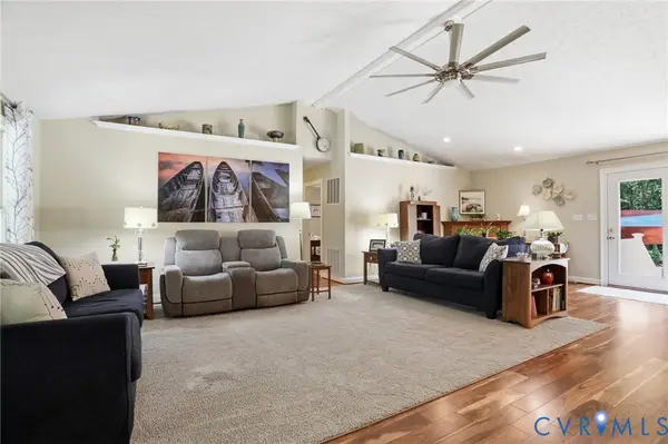 17690 Templeton Road, Disputanta, VA 23842