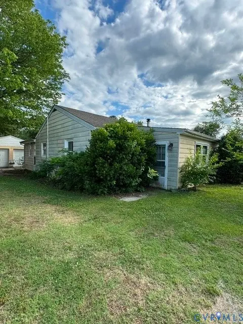 354 Marine Drive, Dunnsville, VA 22454