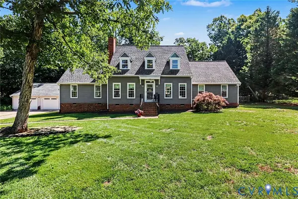 7101 N Hairpin Drive, Quinton, VA 23141
