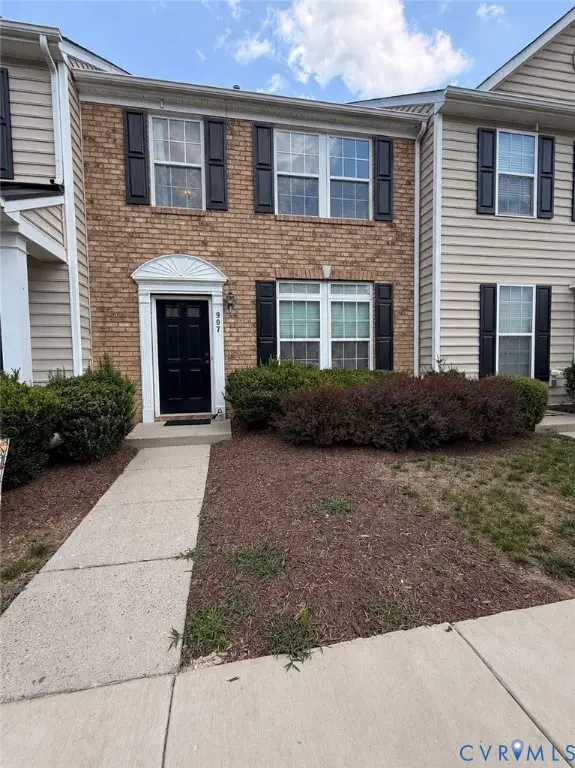 907 Kitty Hamilton Circle, Ashland, VA 23005
